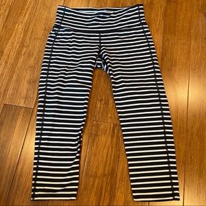 athleta • striped crop leggings